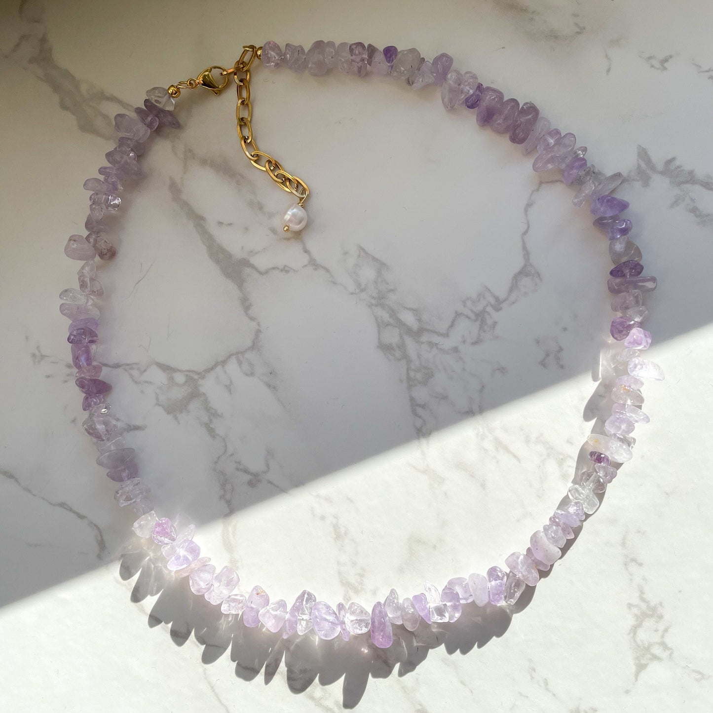 Lila Edelsteinkette aus flieder Amethyst