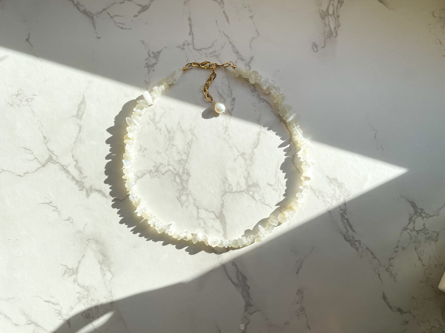 Edelsteinkette aus Mondstein