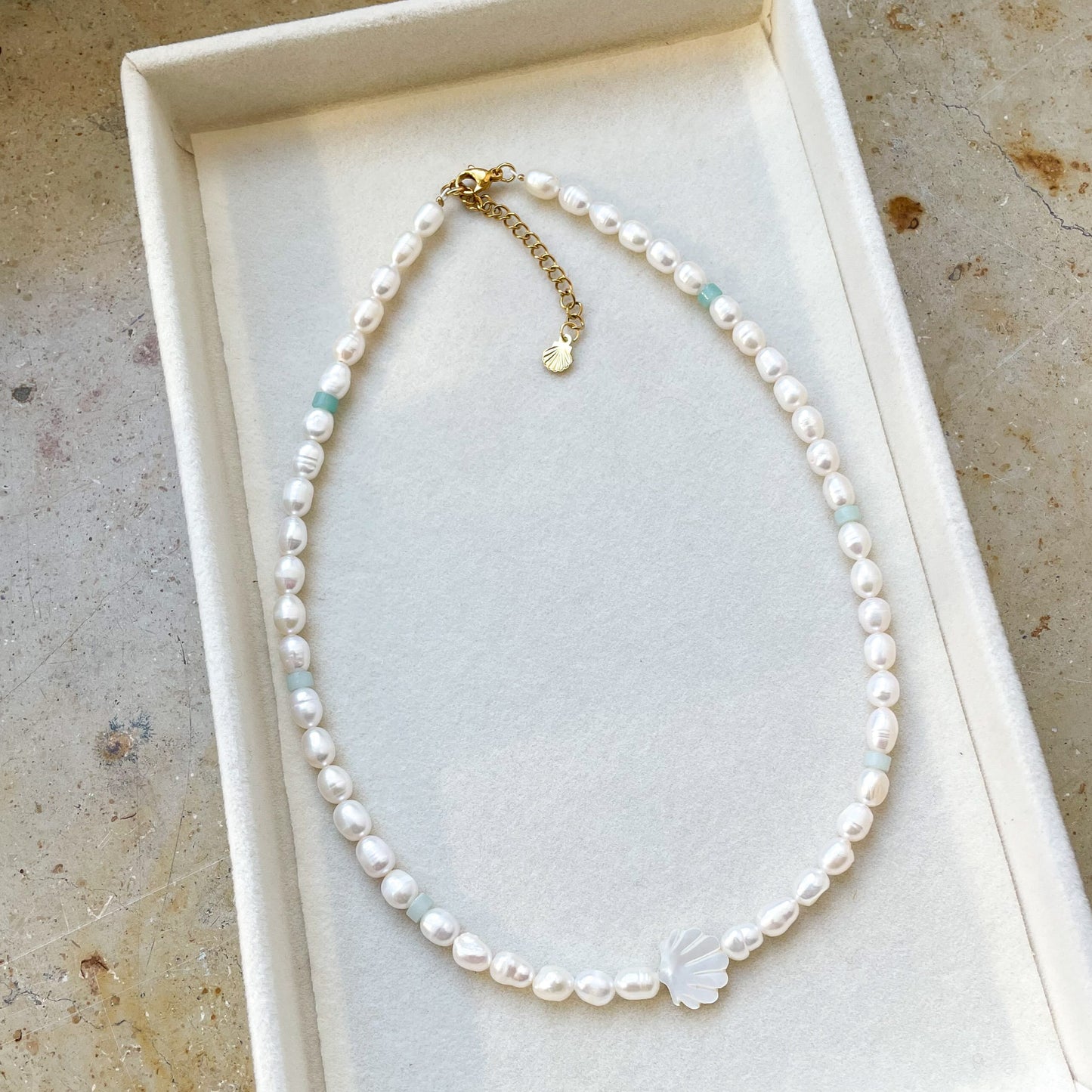 Niara pearl necklace