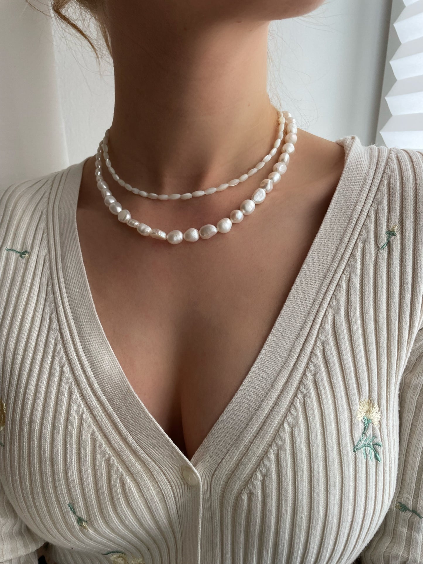 Elia pearl necklace